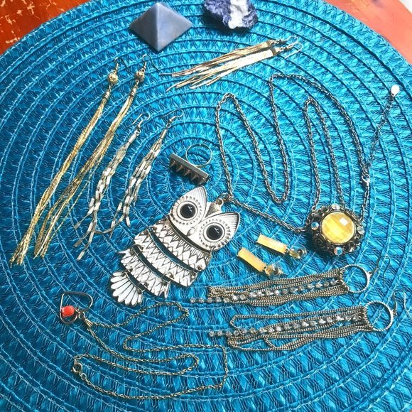 Jewelry - My Owl's Treasure ~ Costume Jewelry Lot - 9 Pieces Women Teens Gold Yellow White